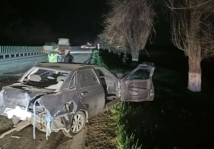 Годовалая девочка и водитель авто погибли в аварии на дороге в Армавире