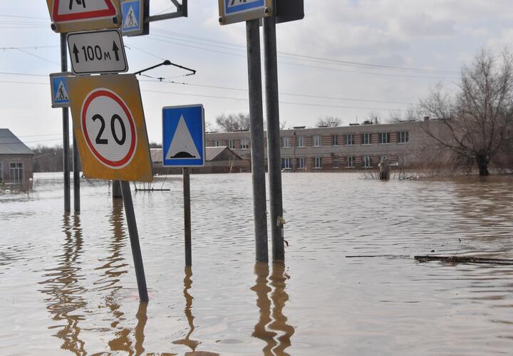 Ученый назвал возможные причины прорыва дамбы в Дагестане