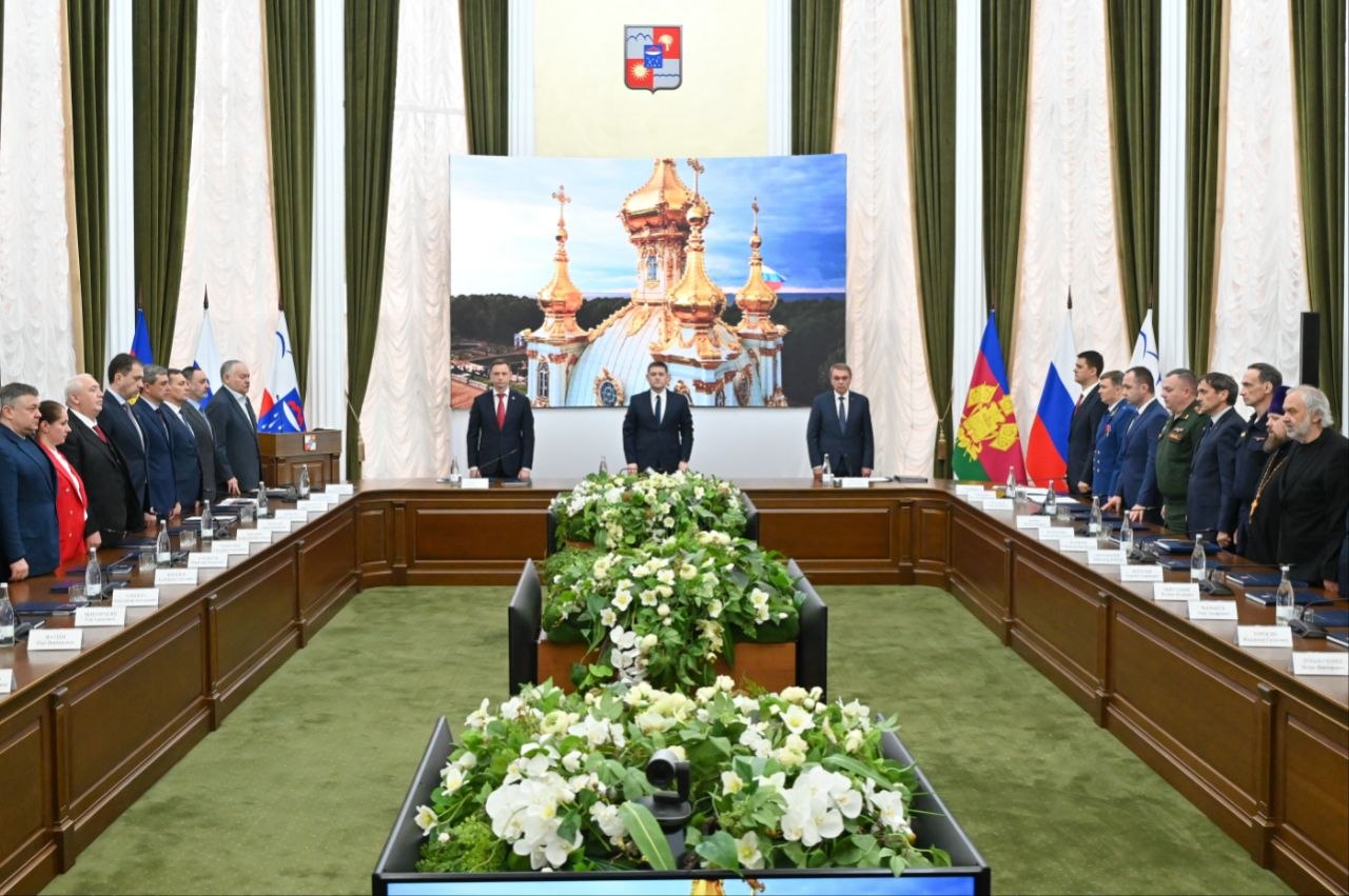 Глава города Андрей Прошунин выступил с отчетом перед Городским Собранием Сочи об итогах деятельности администрации за 2025 год