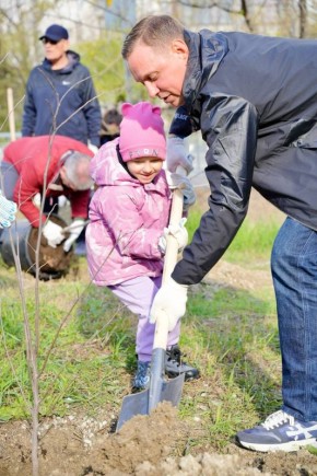 «Укоренись в Новороссийске»: принял участие в масштабной акции по озеленению город-героя