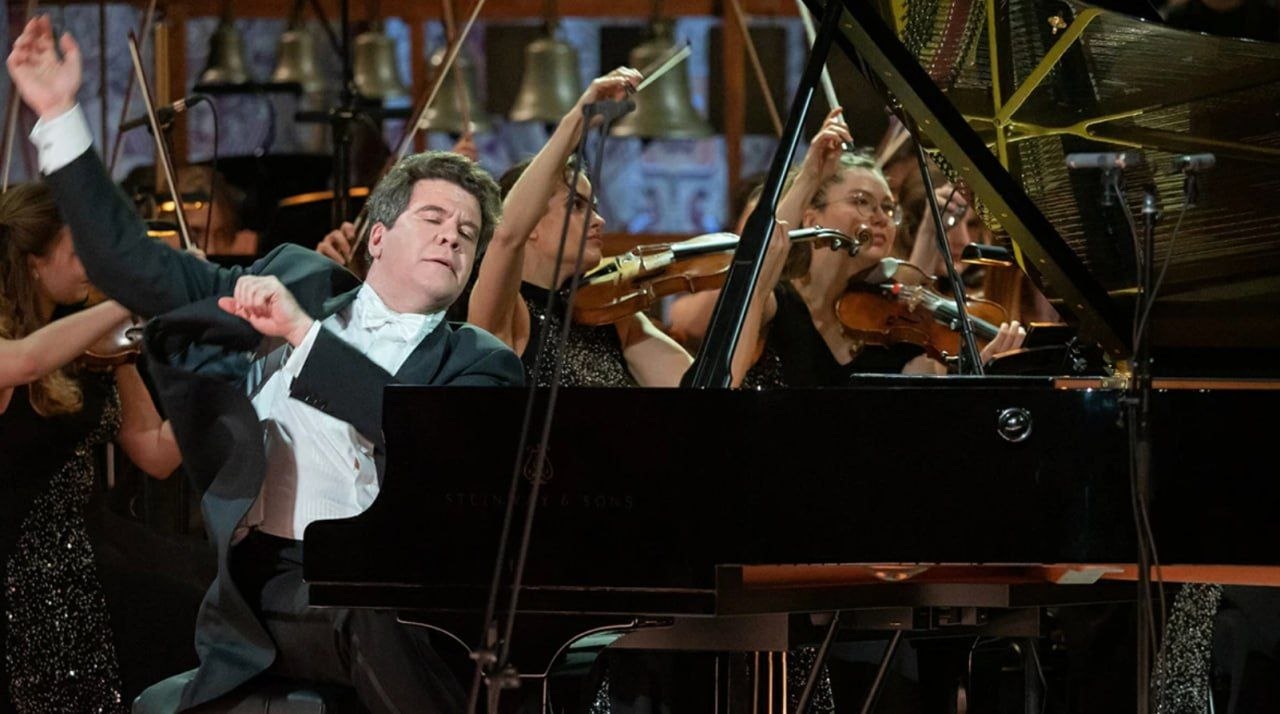 Культурные события Москвы этой недели: почему Эдуарда Мане называли бездарем, как найти любовь перед апокалипсисом, и чему равна цена искусства