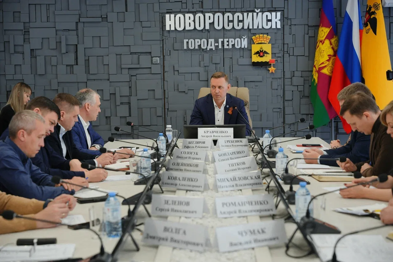 Андрей Кравченко: Категорически недопустимо, чтобы участки дорог превращались в «лоскутное одеяло» изза несогласованных действий аварийных бригад