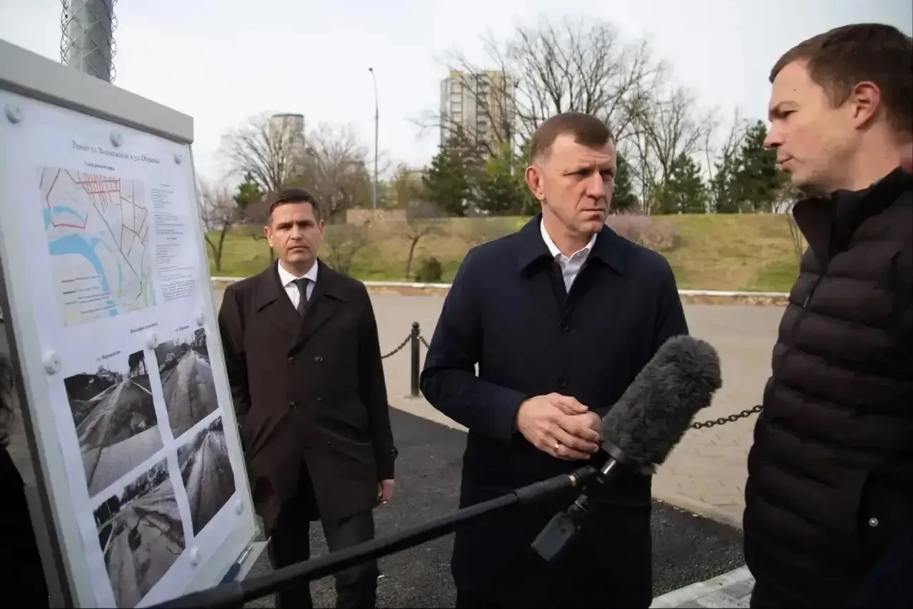 В Краснодаре завершается ремонт подъездных дорог к соцкластеру на ул. Обрывной