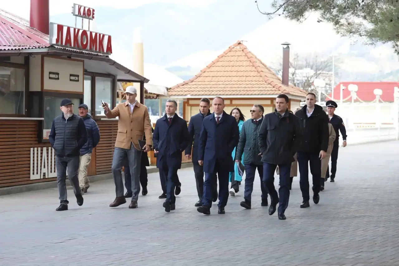 Алексей Богодистов: Сегодня в Геленджике с рабочим визитом вице-губернатор Александр Руппель