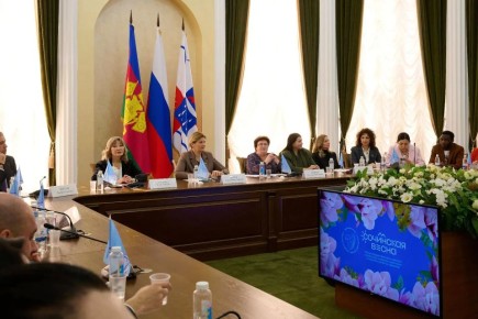 В Сочи в рамках Международного фестиваля «Сочинская весна»-2026 прошел круглый стол «Партнерство и сотрудничество без границ»