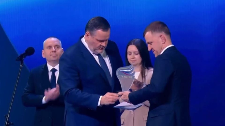 ������������� ������ "����� � �����" �������� ������ � ������