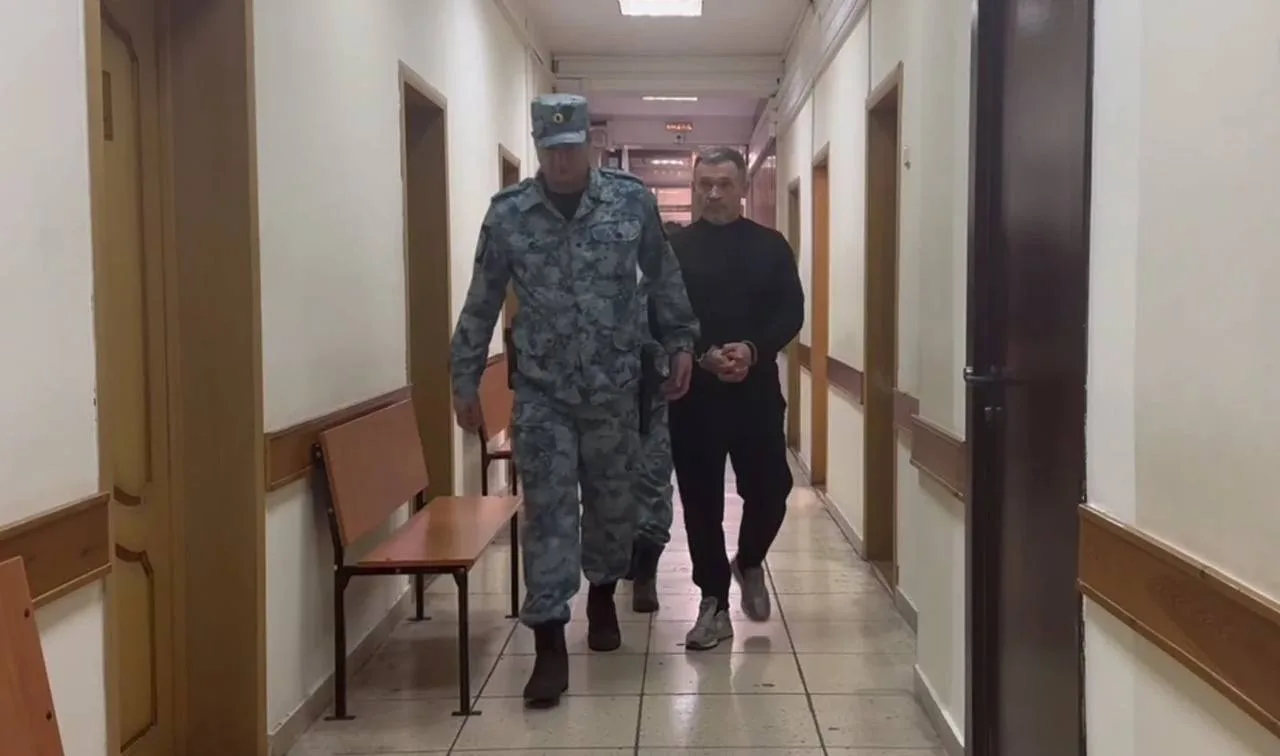 Суд в Сочи признал Алексея Лазарева, исполнительного директора ООО «Многофункциональный депозитарный центр», виновным в хищении средств клиентов на сумму 220 млн руб