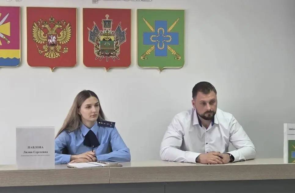 Прокуратурой Динского района в администрации Старомышастовского сельского поселения проведен выездной прием граждан