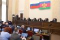На сессии ЗСК поддержали новые меры соцпомощи и увеличили Общественную палату Кубани