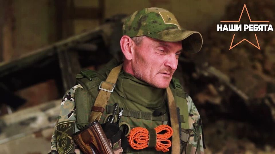 Даниил Безсонов: #НашиРебята. Позывной «Петруха» - доброволец из Новороссийска, командир группы эвакуации бойцов с линии боевого соприкосновения