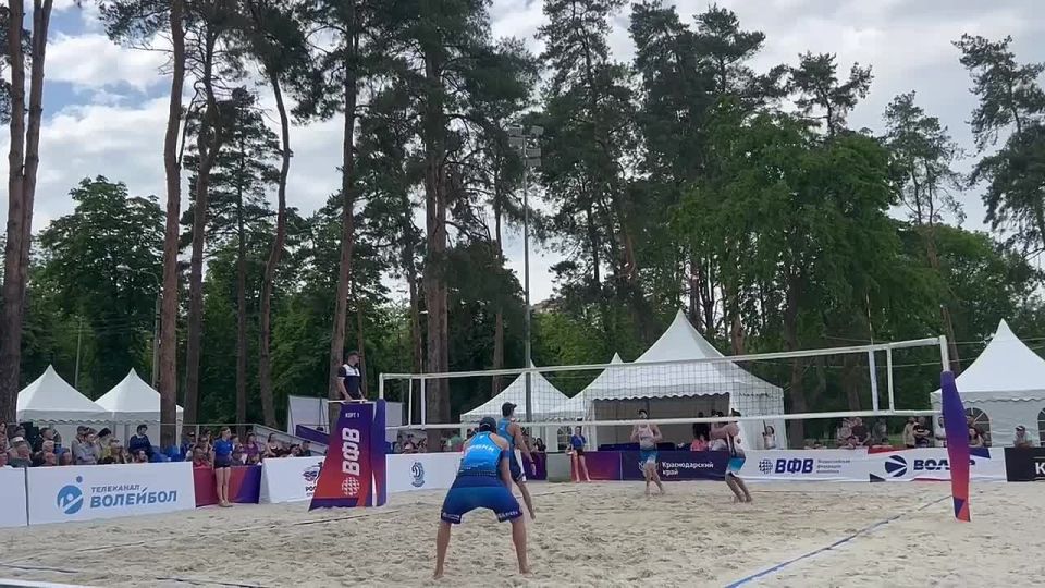 В парке «Солнечный Остров» продолжается этап Чемпионата России по пляжному волейболу