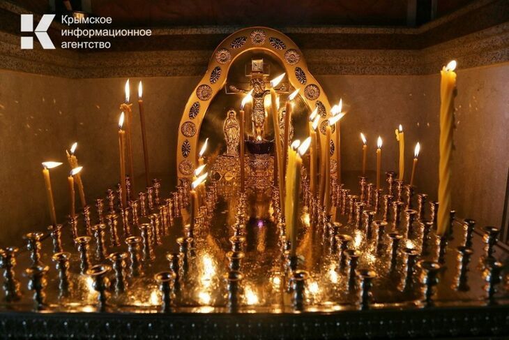 Мастер-свечник объяснил, почему растёт цена на церковные свечи