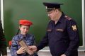 Сотрудники Росгвардии поздравили выпускников и отметили лучших учеников профильных классов в Усть-Лабинске