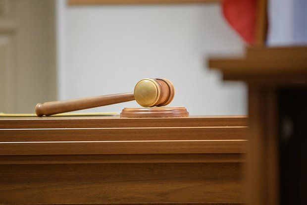 В Сочи суд приговорил экс-полицейских за сбор денег с бизнесменов