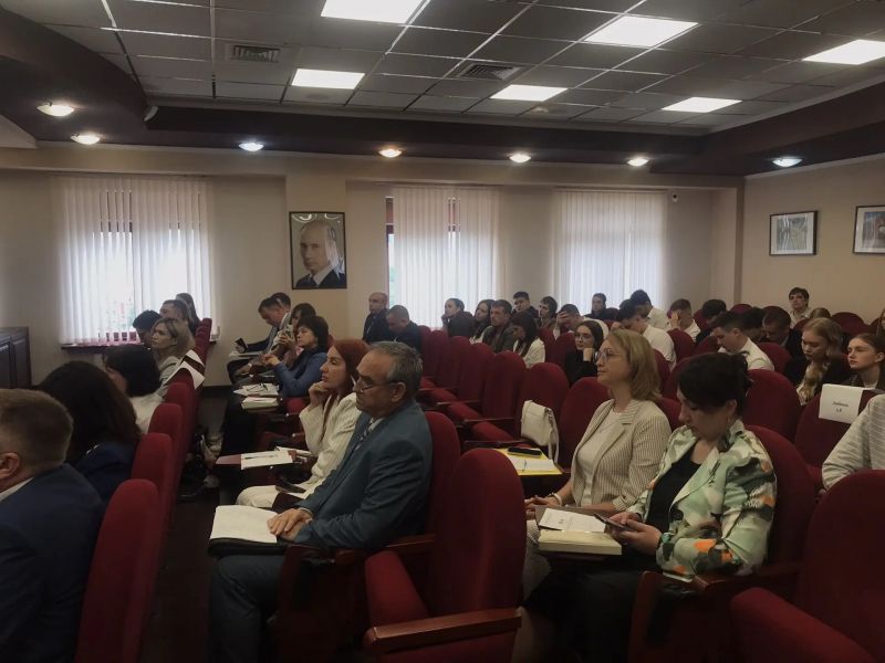 На Кубани полицейские и общественники обсудили вопросы противодействия экстремизму в молодежной среде