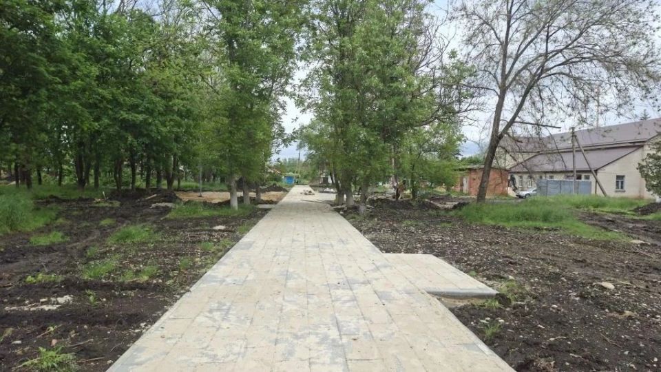 В Успенском районе по нацпроекту благоустраивают парк