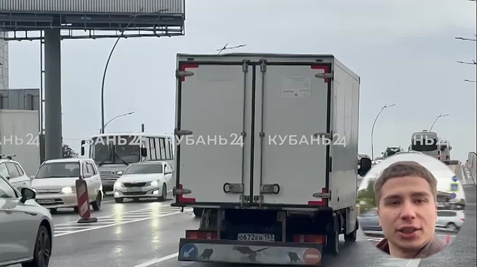 Движение по Тургеневскому мосту в Краснодаре полностью открыто