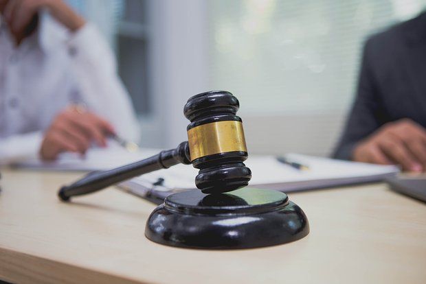 В Краснодаре суд приговорил подростков, нападавших на сверстников