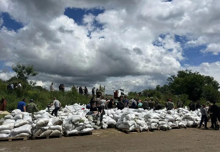 В станице Троицкой Краснодарского края сложилась критическая ситуация