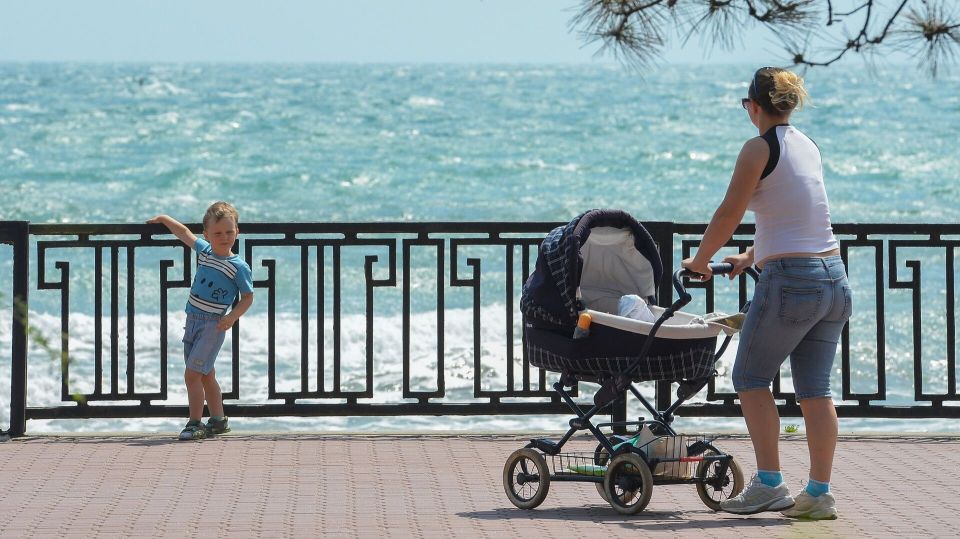 Четыре крымских города вошли в топ-10 направлений для отдыха с детьми
