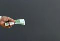 Росстат назвал сферы, где россияне в среднем зарабатывают больше 200 тысяч рублей