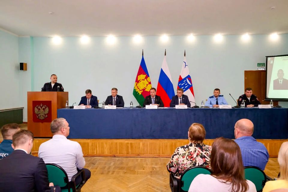 Глава Сочи Андрей Прошунин встретился с жителями поселка Аше