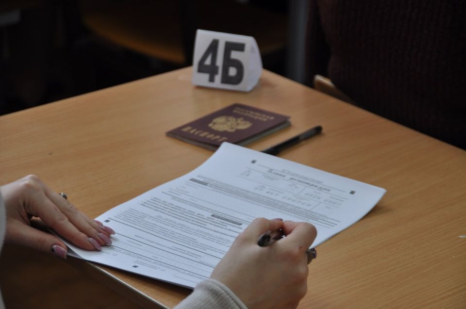 Более 2 тыс. девятиклассников Армавира сдают ОГЭ по русскому языку