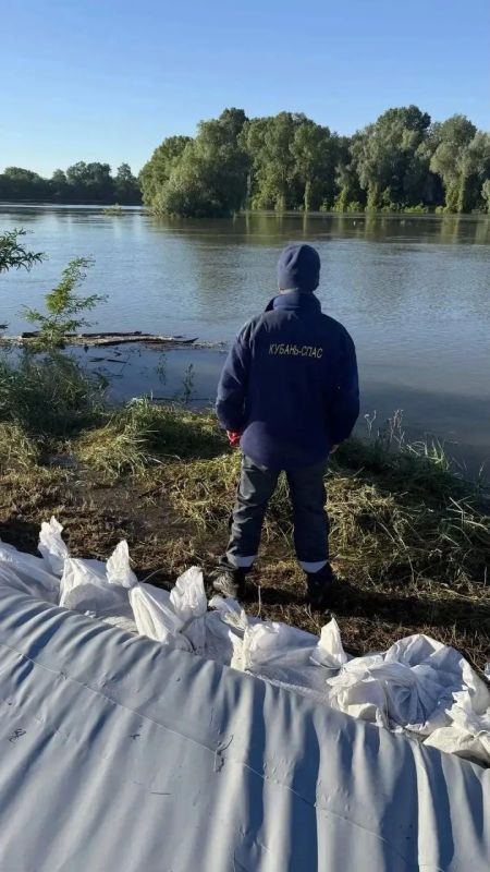 Уровень воды в реке Кубань снизился