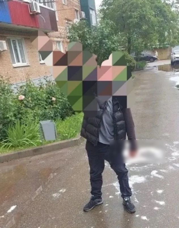 Новости к этому часу:. В рамках новых санкций Еврокомиссия предложила запретить транзакции с 31 российским банком и ограничить въезд в страны ЕС участникам СВО