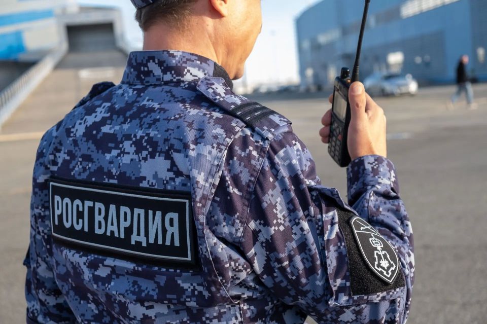 Росгвардейцы пресекли кражу дорогой парфюмерии в Краснодаре