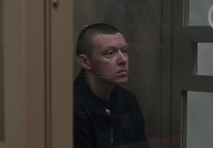 9-летнего мальчика из Краснодара заставляли сниматься в порно. Педофила осудили