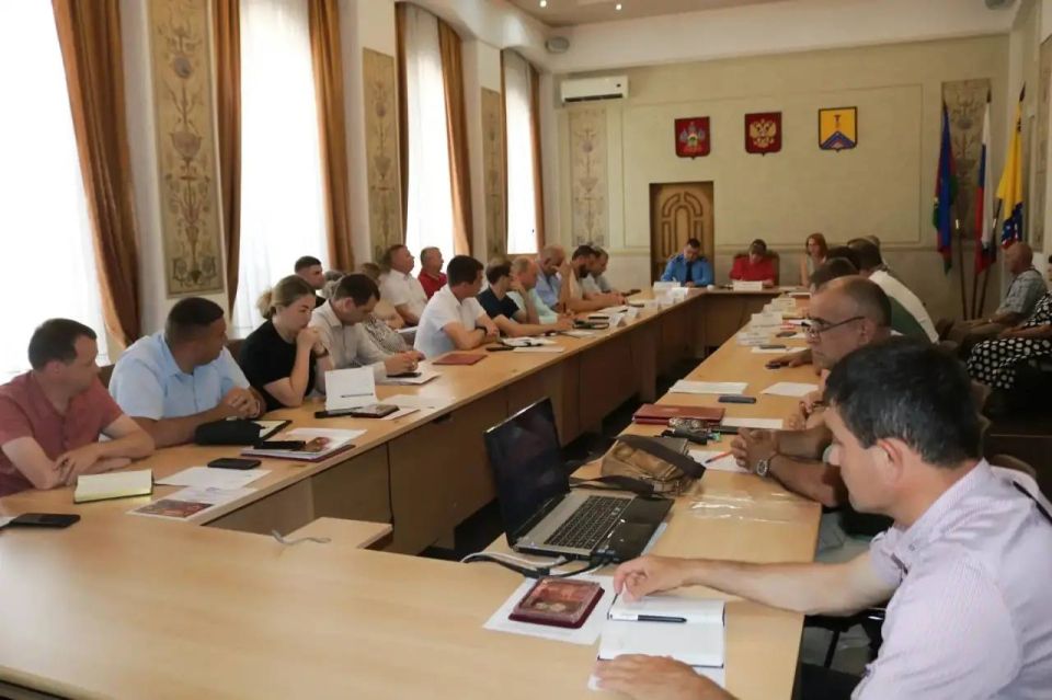 Прокурор Гулькевичского района принял участие в совещании по вопросу подготовки к осенне-зимнему периоду