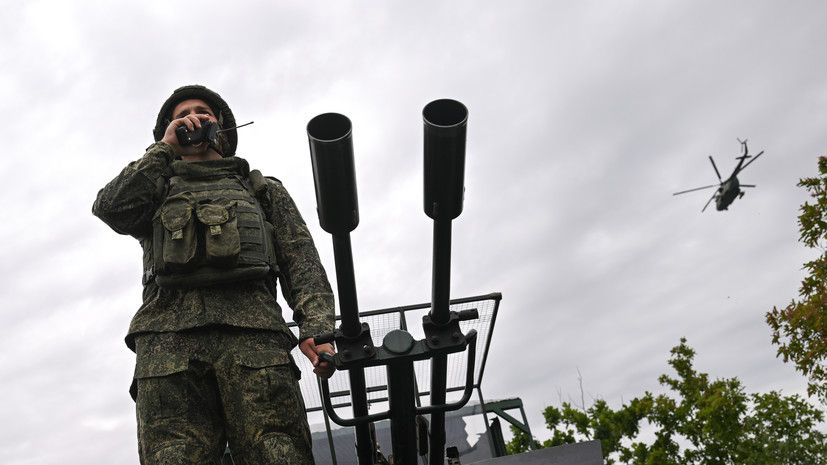 Шесть пострадавших, пожар на НПЗ и повреждённые дома: за ночь над Россией сбито 330 украинских БПЛА