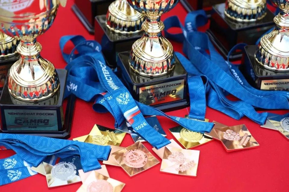 В Анапе провели чемпионат России по пляжному самбо
