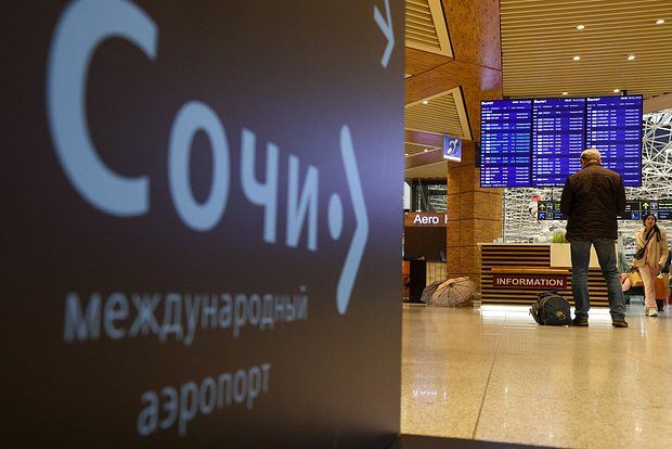 Росавиация: Аэропорт Сочи третий раз прекратил работу