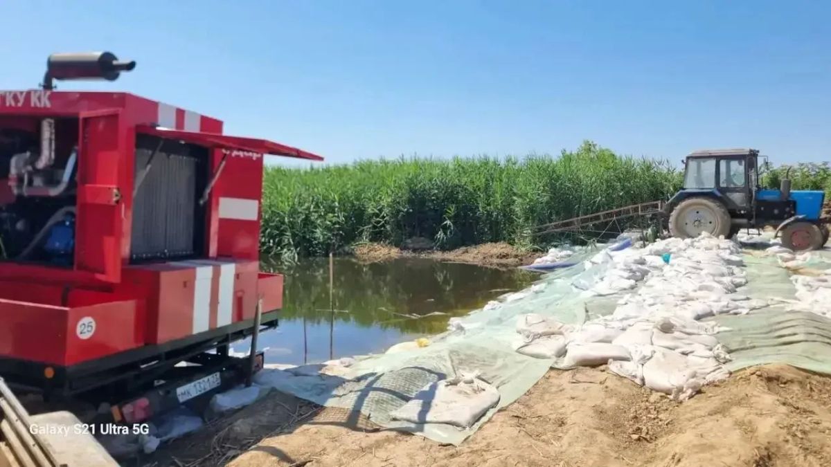 Воду продолжают откачивать в районе хутора Урма в Крымском районе