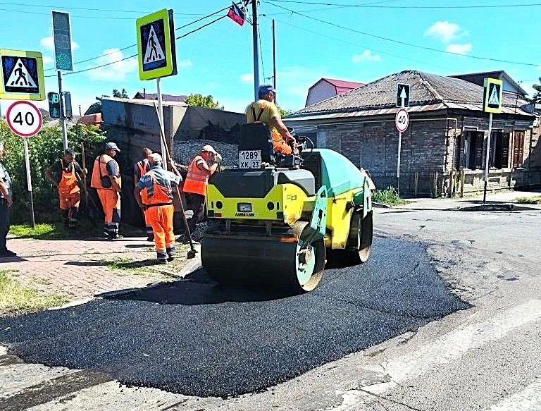 В Ейске дорога ул. Щорса подготовлена к ямочному ремонту, будьте осторожны!