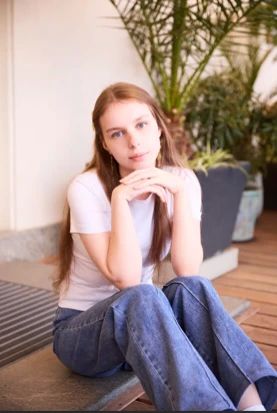 нашей ежегодной рубрике «Высший балл» мы рассказываем о стобалльниках и их наставниках, которые помогли им достичь блестящих результатов