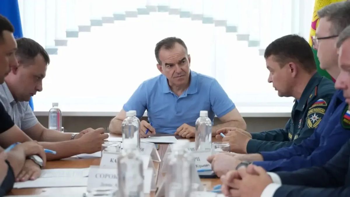 На Кубани обсудили помощь аграриям