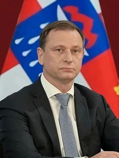 В Сочи включили сирены системы оповещения из-за угрозы атаки БПЛА, сообщил мэр Андрей Прошунин