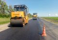 Участок дороги рядом с поселком Первомайским в Ейском районе ремонтируют по нацпроекту с опережением графика