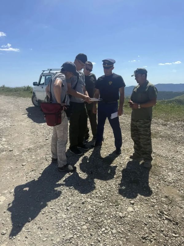 По материалам проверки природоохранной прокуратуры в связи с незаконной рубкой зеленых насаждений возбуждено уголовное дело