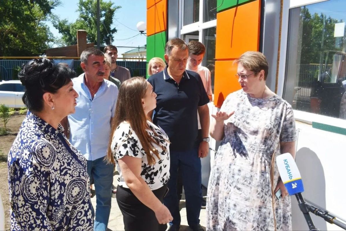 Елена Воробьева посетила строящиеся социальные объекты в Кореновском районе