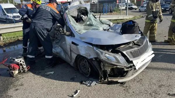 Жуткое ДТП с КАМАЗом и четырьмя иномарками произошло на Кубани
