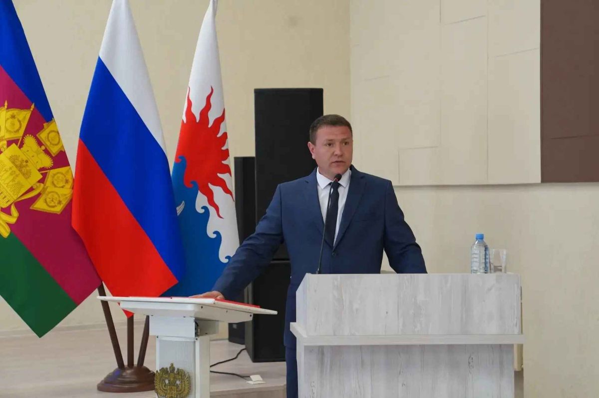 Артем Сошин вступил в должность главы Приморско-Ахтарского округа