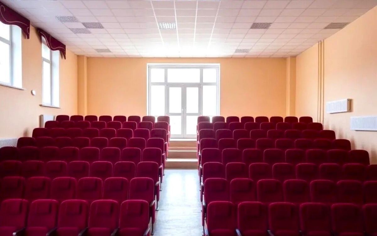 В ДК села Александровка Ейского района заменят театральные кресла