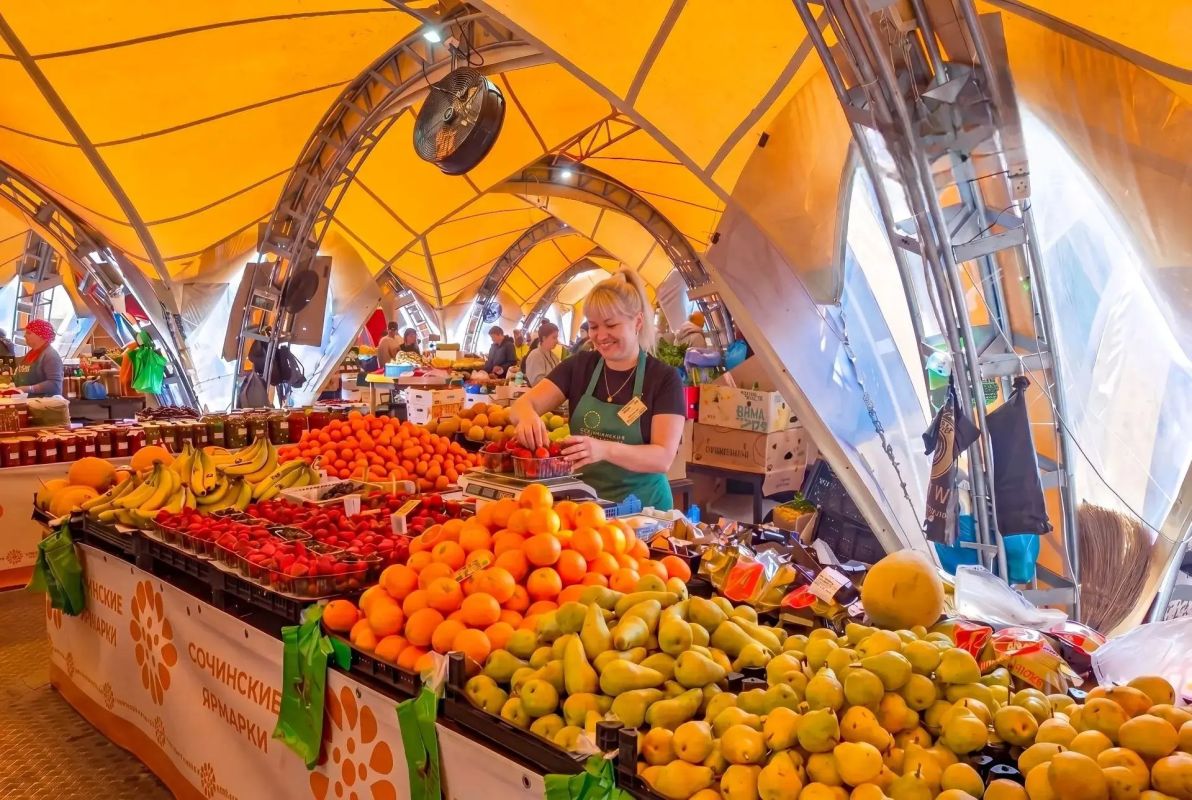 На Кубани работают 211 придорожных ярмарок с фермерской продукцией