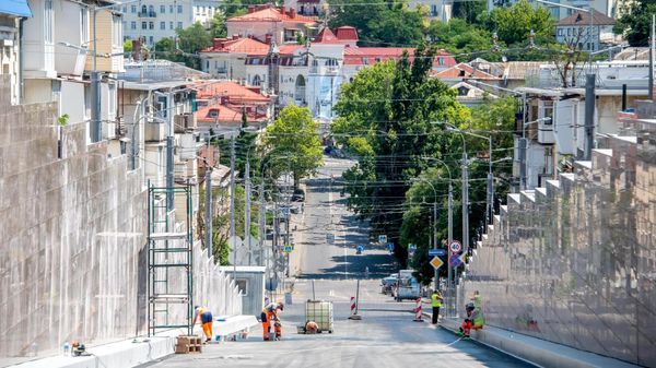 В Севастополе меняется схема движения транспорта в районе Адмирала Октябрьского