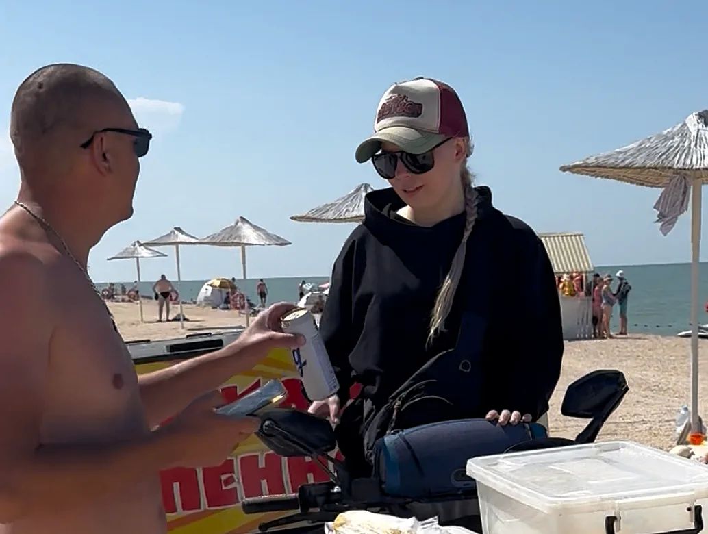 На пляжах станицы Должанской пресекли несанкционированную торговлю