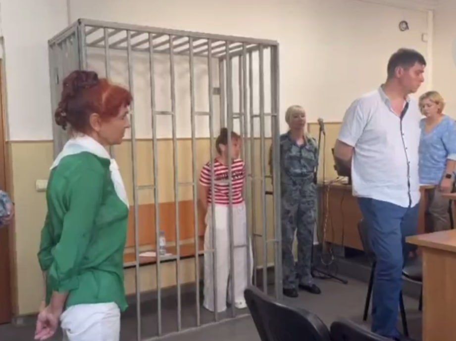 Обвиняемых в издевательствах над детьми воспитателя и учителя-дефектолога сочинского детсада арестовали на два месяца